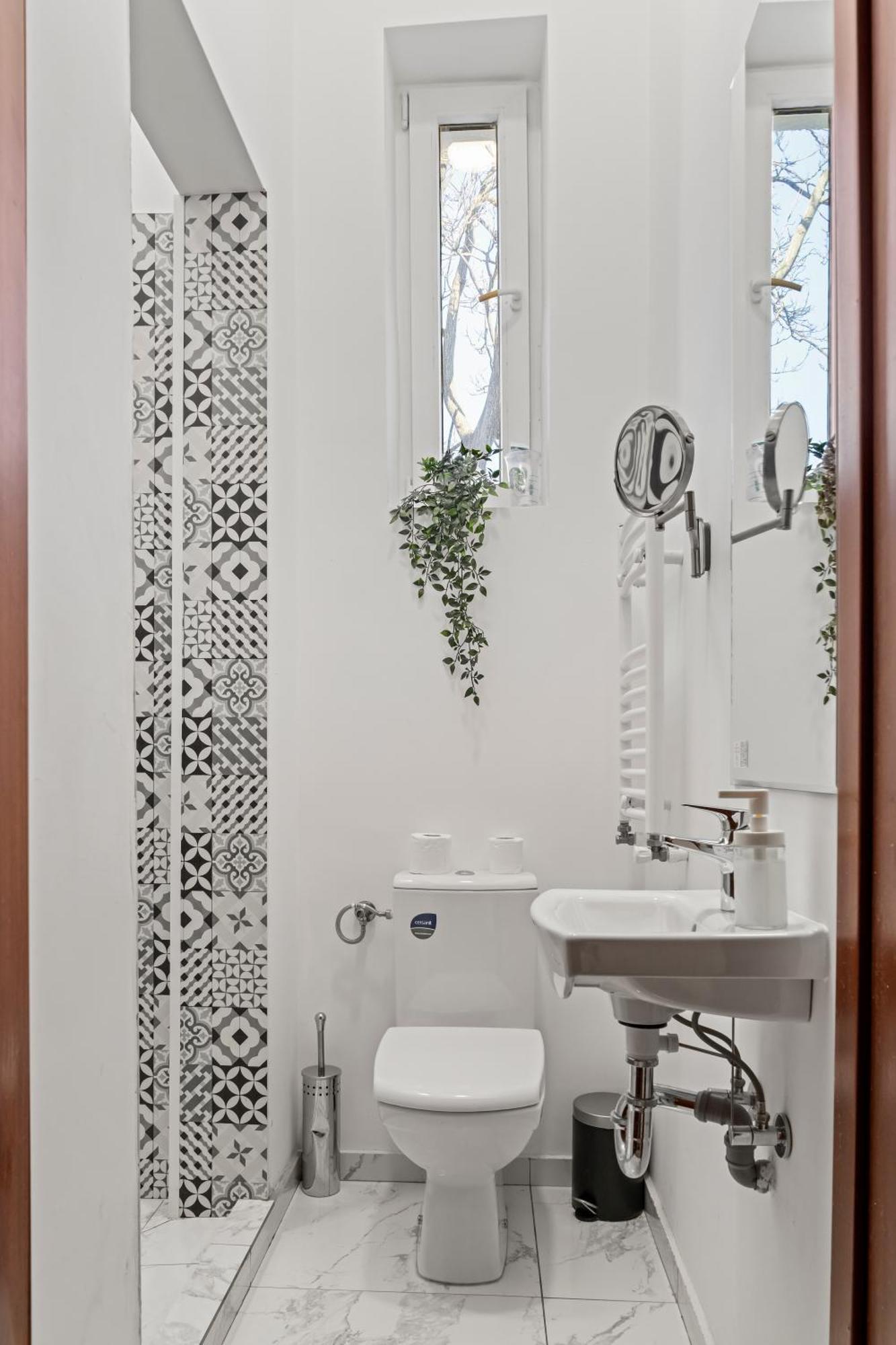 Nest Boutique Hostel Бухарест Экстерьер фото