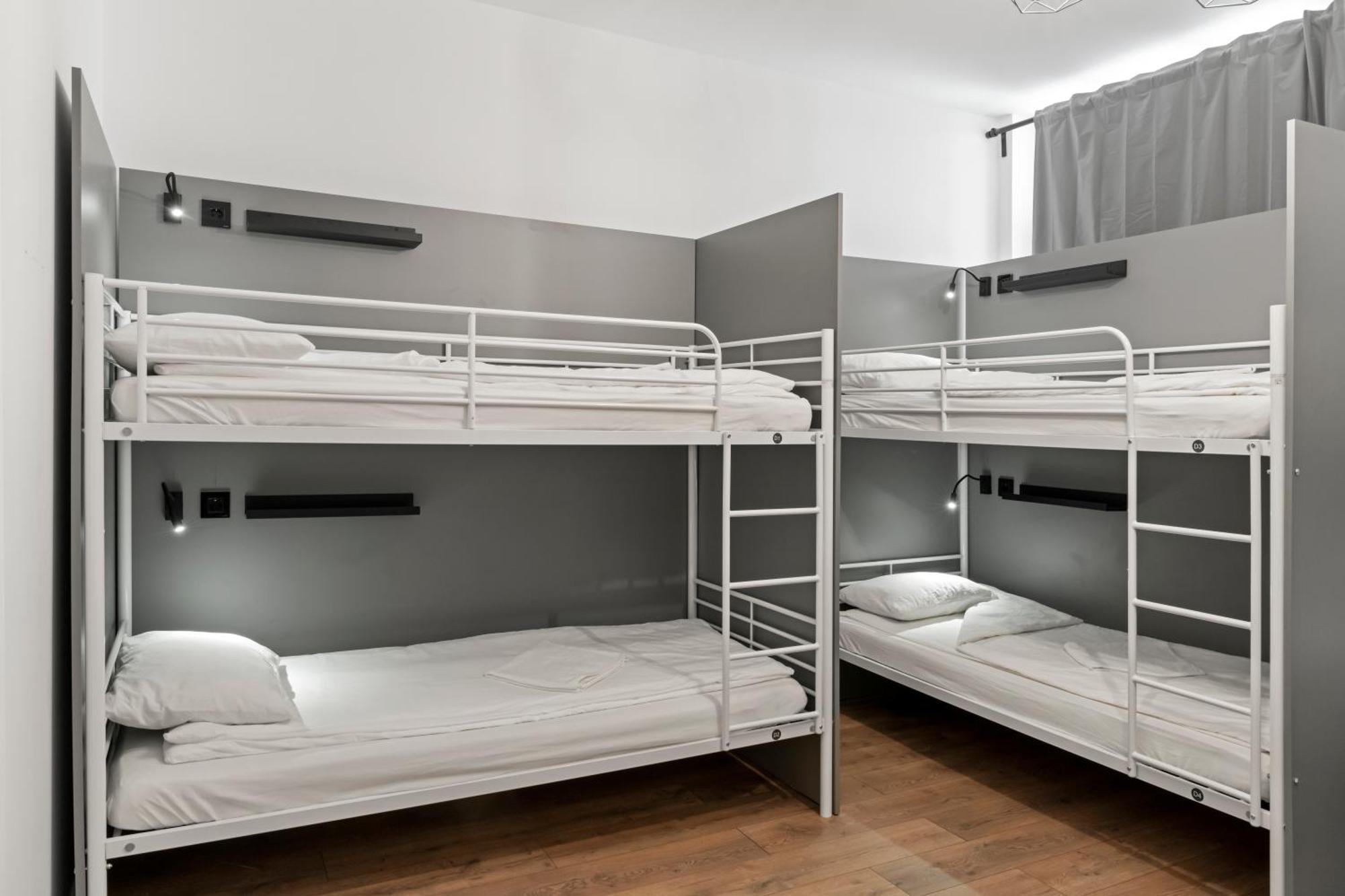 Nest Boutique Hostel Бухарест Экстерьер фото